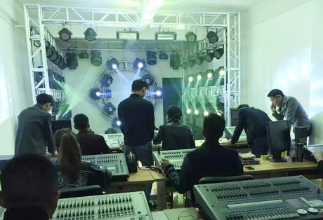 Avolites珍珠控台培训